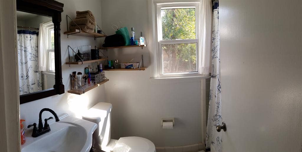 Room for rent