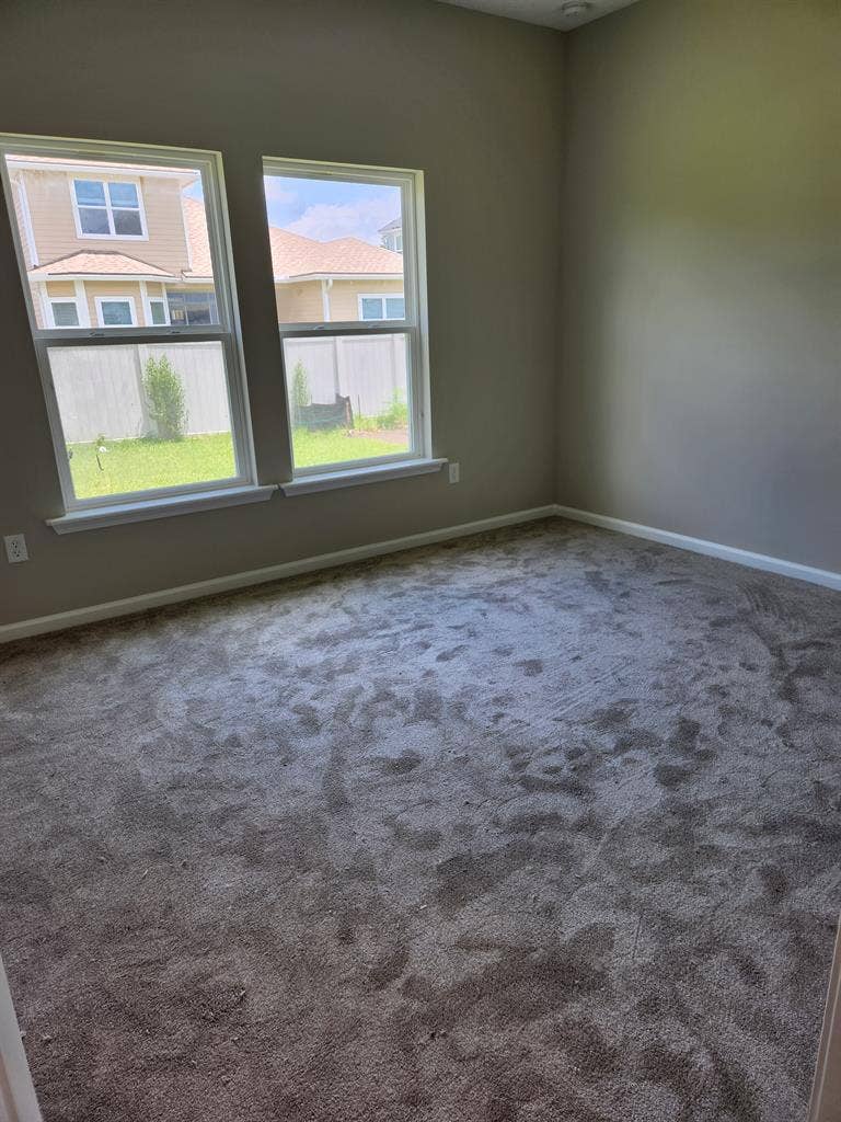 4 rooms to choose from to rent
