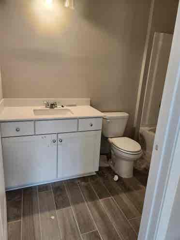 4 rooms to choose from to rent