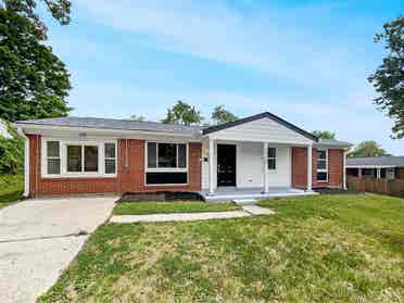 Beautiful New-used 3beds for rent .