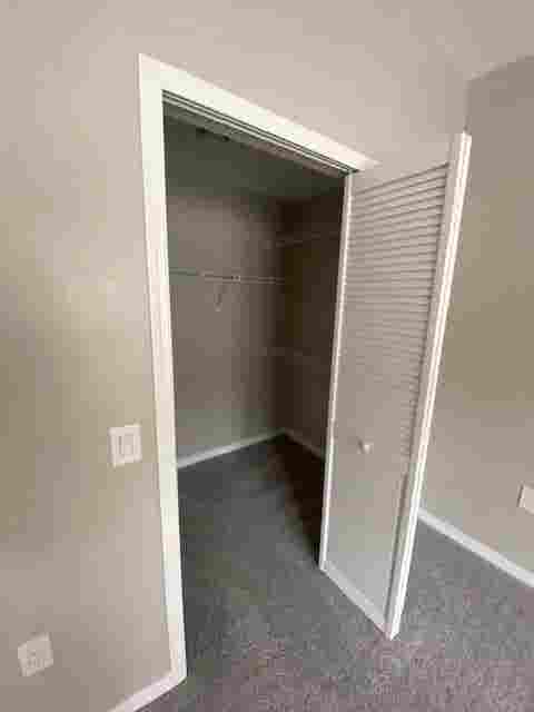 Room + Bath Spacious Maitland Condo