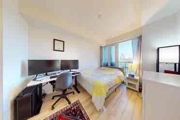 Condo PRIME Location Richmond Hill