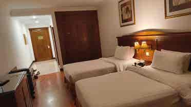 Twin bed hotel room