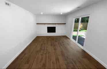 4 bedroom house available for rent