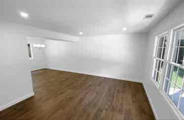4 bedroom house available for rent
