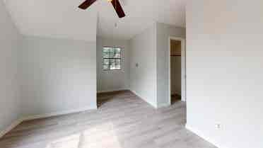 1 BR in Arlington