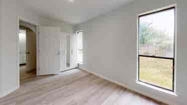 1 BR in Arlington