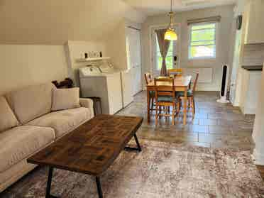 **Charming furnished b**
