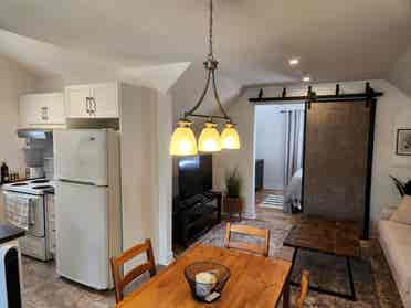 **Charming furnished b**