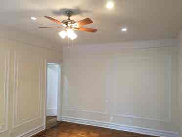 Large One BR Renovated/ Laundry