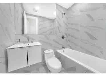 1 bed private bath in Brooklyn