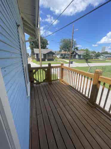 Room available mid August