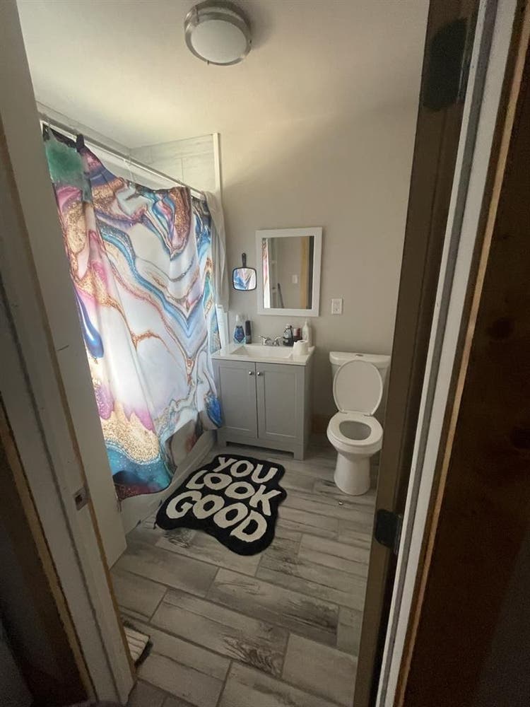 Phone number on last picture