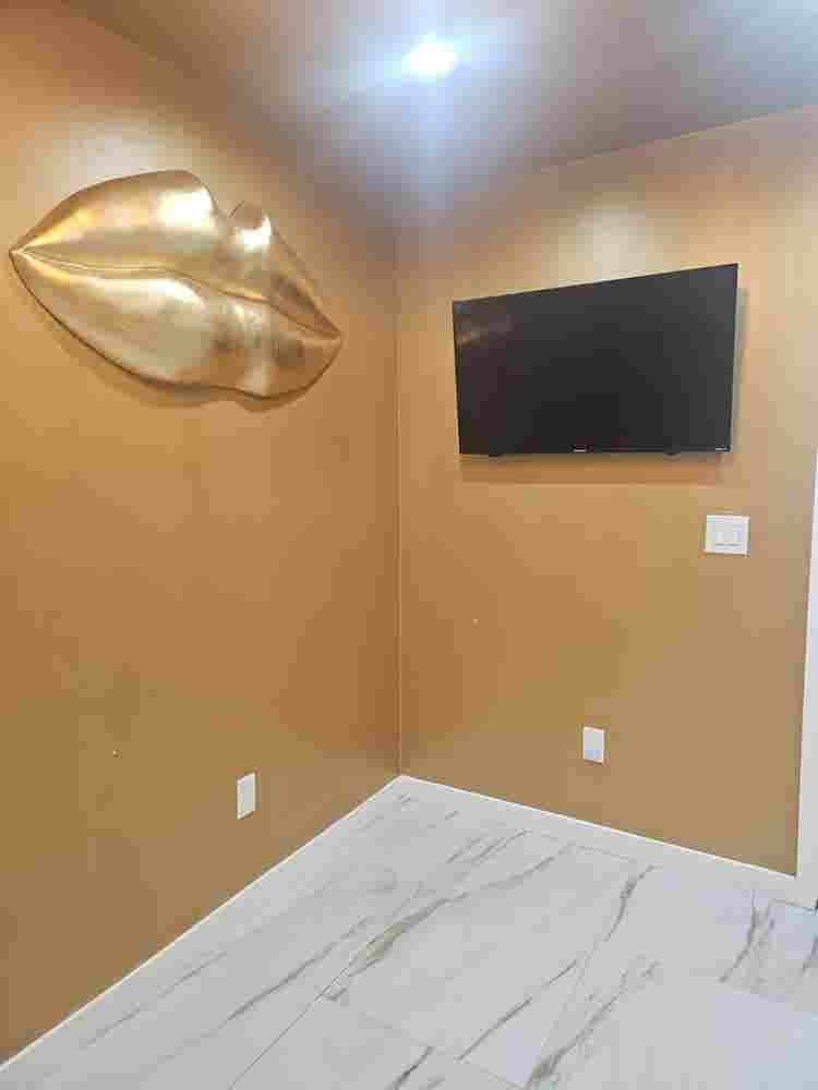 Private room for rent in Carson