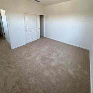 NEW HOUSE! ALL ROOMS AVAILABLEE