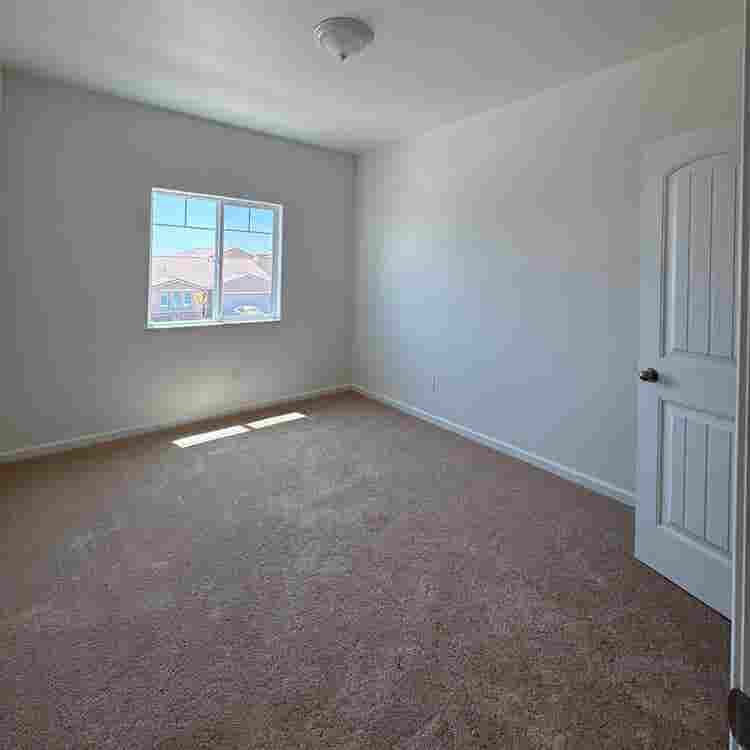 NEW HOUSE! ALL ROOMS AVAILABLEE