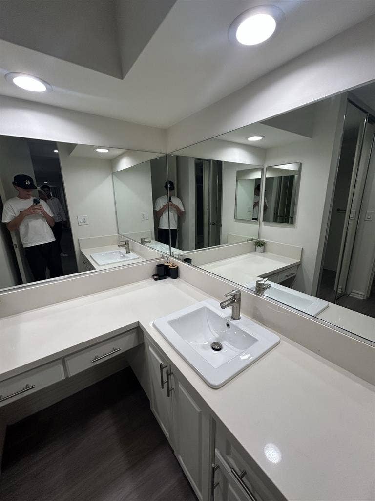 Roommate for shared bedroom