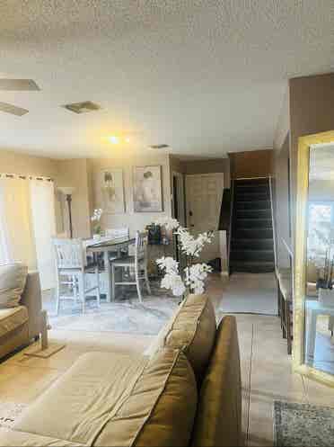 Room available (Palm beach gardens)