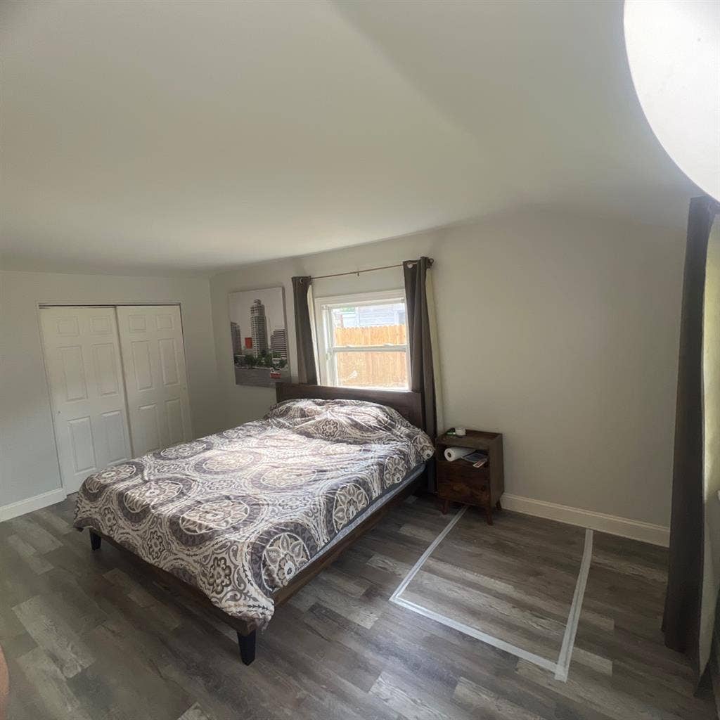 Large size furnished room for rent