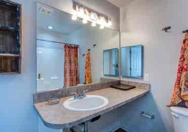 Sublease Available Room in BR
