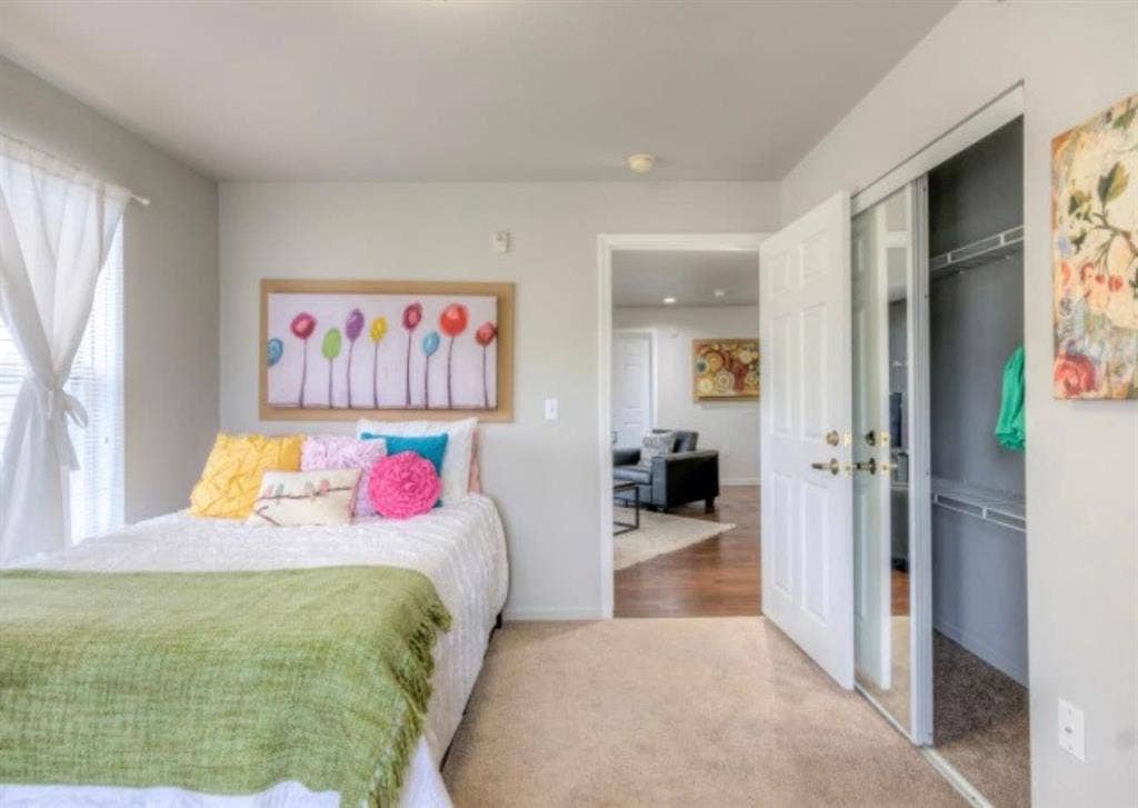 Sublease Available Room in BR