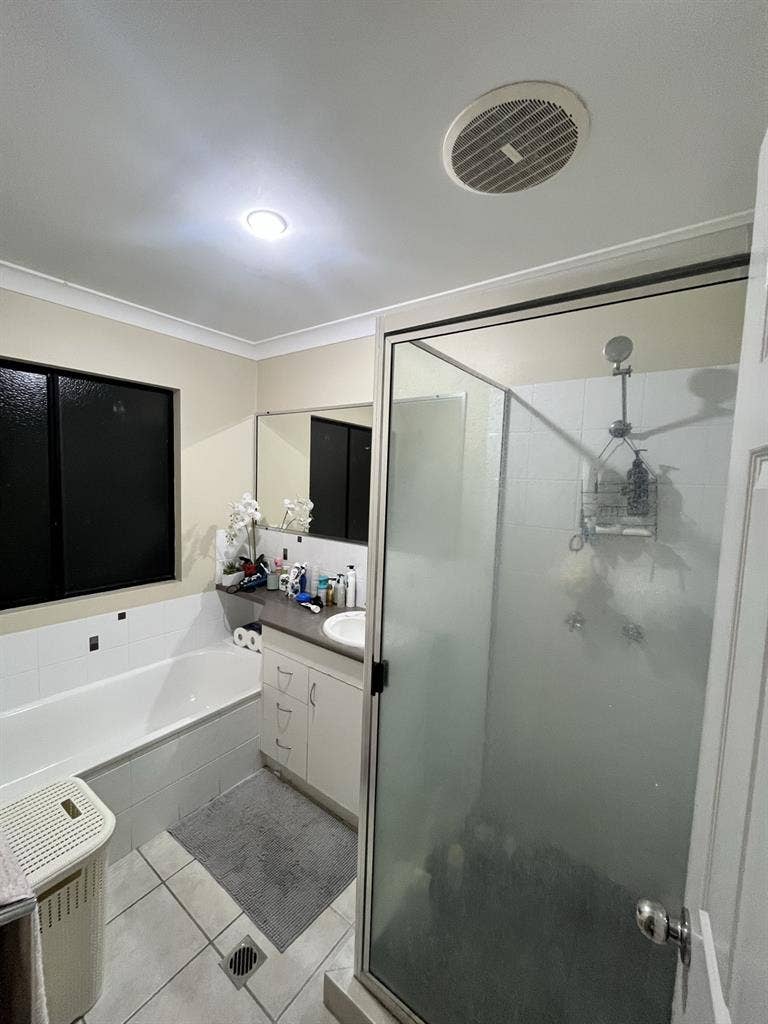 Spacious room for rent!