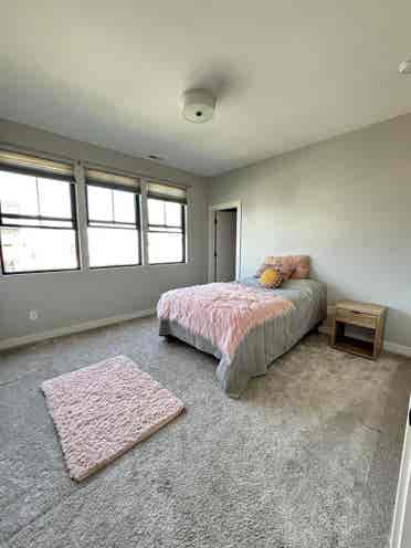Private bedroom, shared bath