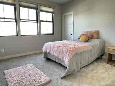 Private bedroom, shared bath