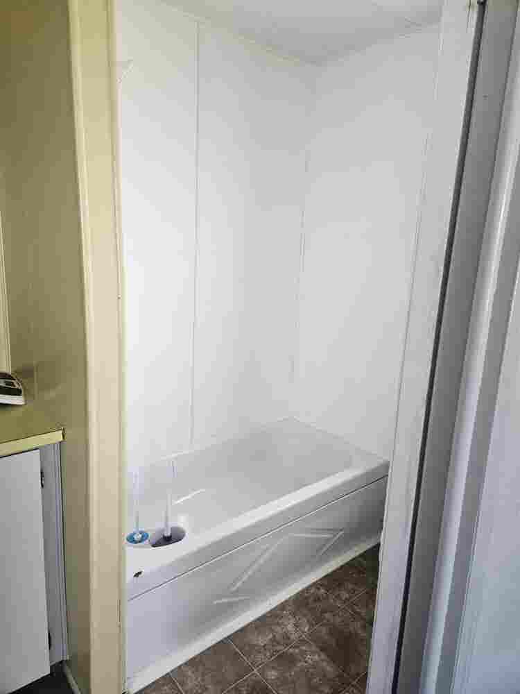 Needing roommate