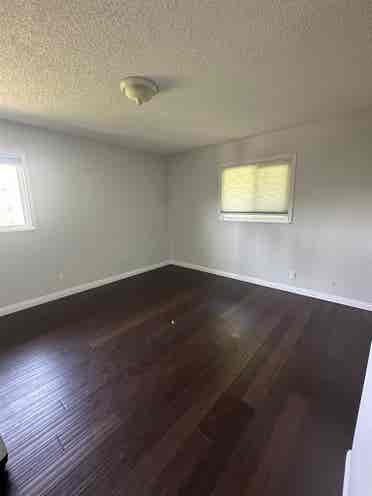 Looking For A Roomate