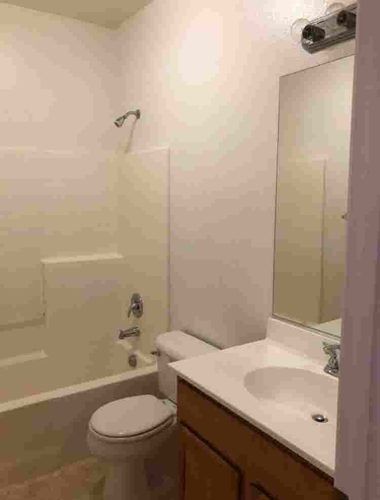 Oceanside 3 bedroom Home