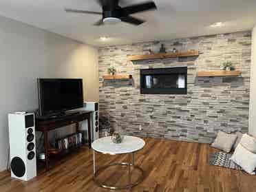Furnished Room/house Shared Bath