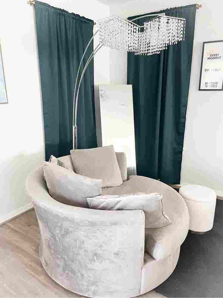 Room for rent near UH min from