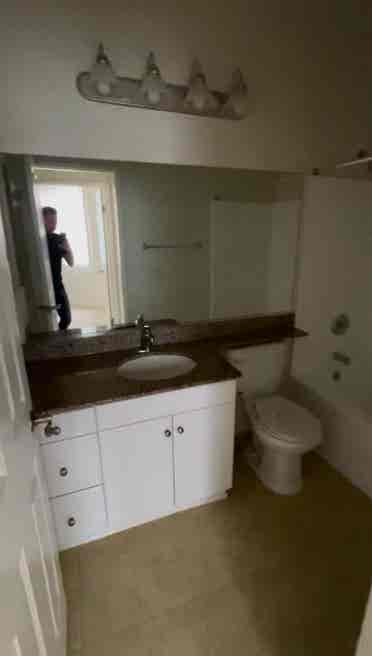 Roommate needed 3B townhome Irvine