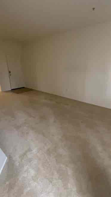 Roommate needed 3B townhome Irvine
