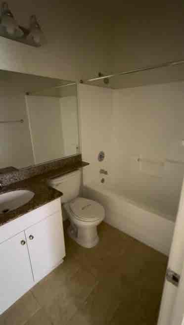 Roommate needed 3B townhome Irvine