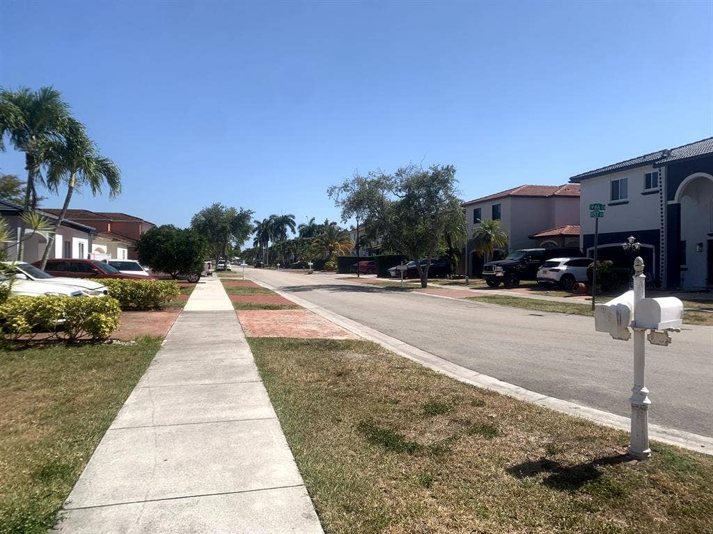 Efficiency West Kendall