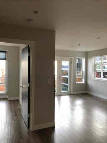 1B condo in Belltown for rent