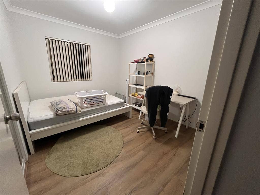 1 MONTH RENTAL IN CAMPERDOWN