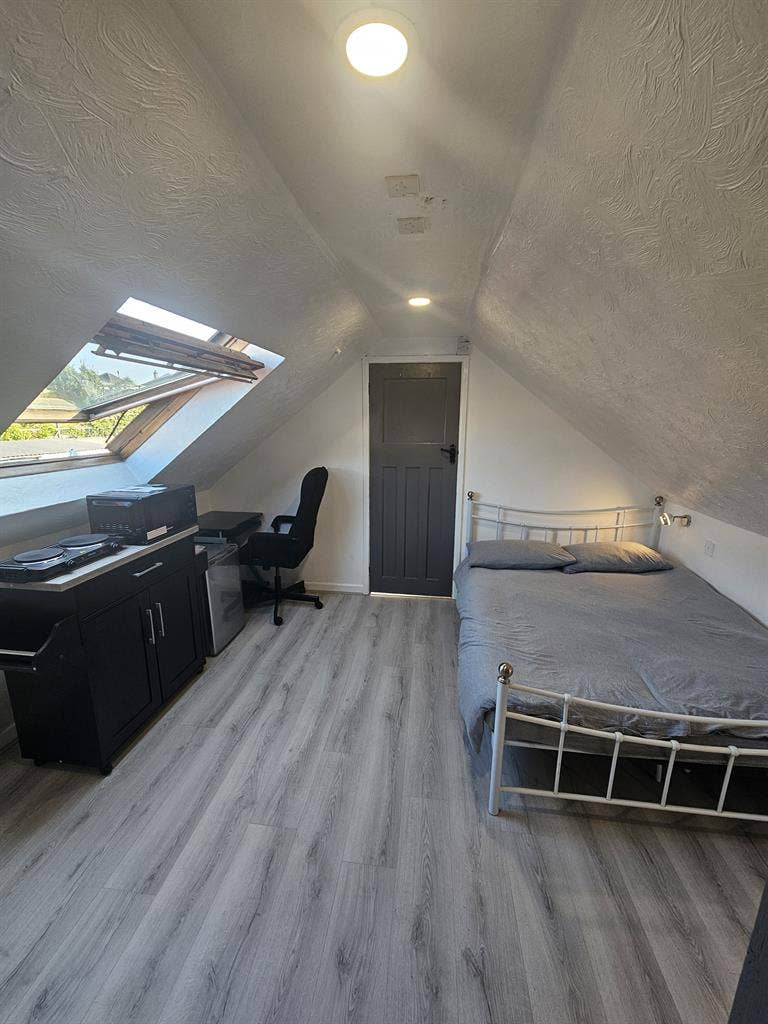 Double En-Suite Room Muslim House