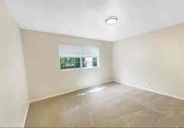 New-used 3beds available for rent .