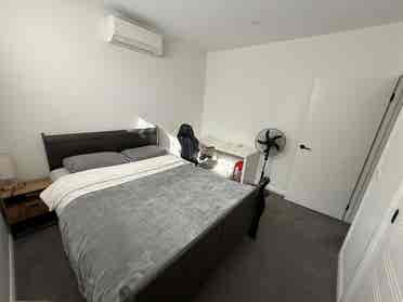 New Listing, near Alamein station