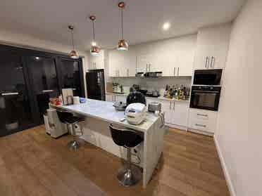 New Listing, near Alamein station