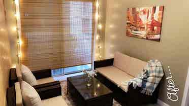 seeking 2 female roommies