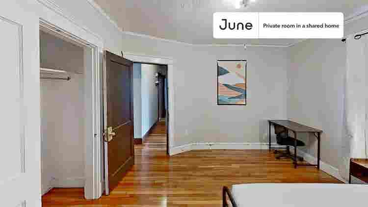 4 BR in Boston