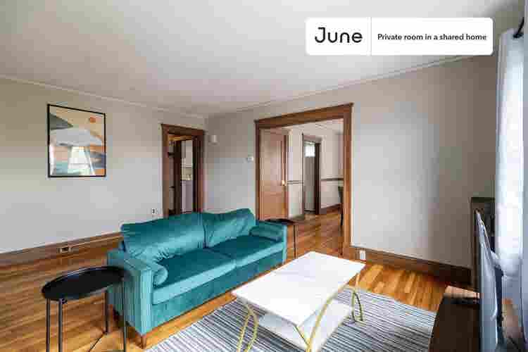 4 BR in Boston