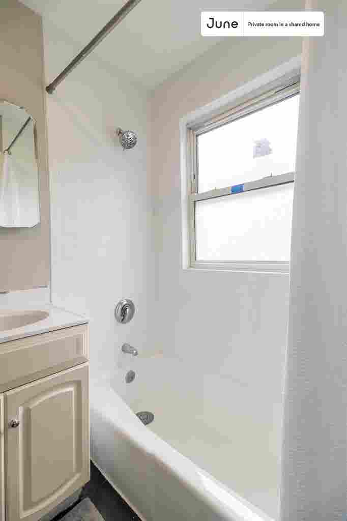 4 BR in Boston
