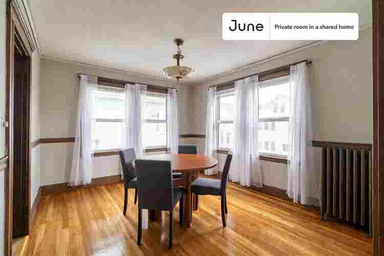 4 BR in Boston