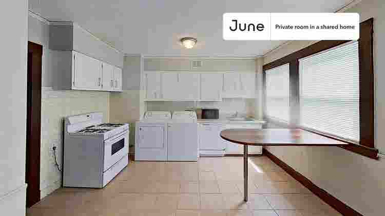 4 BR in Boston