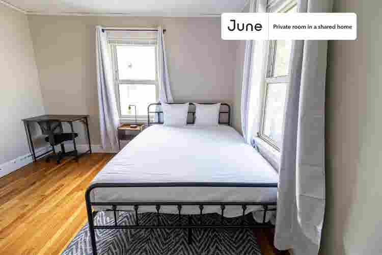 4 BR in Boston